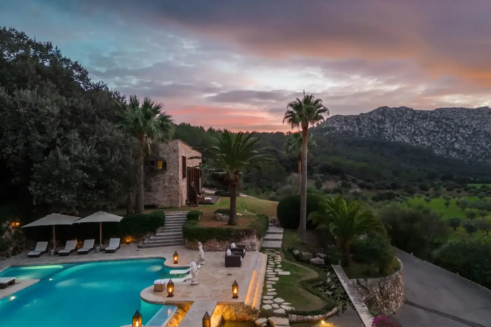 Luxury villa Almond Valley for rent in Mallorca